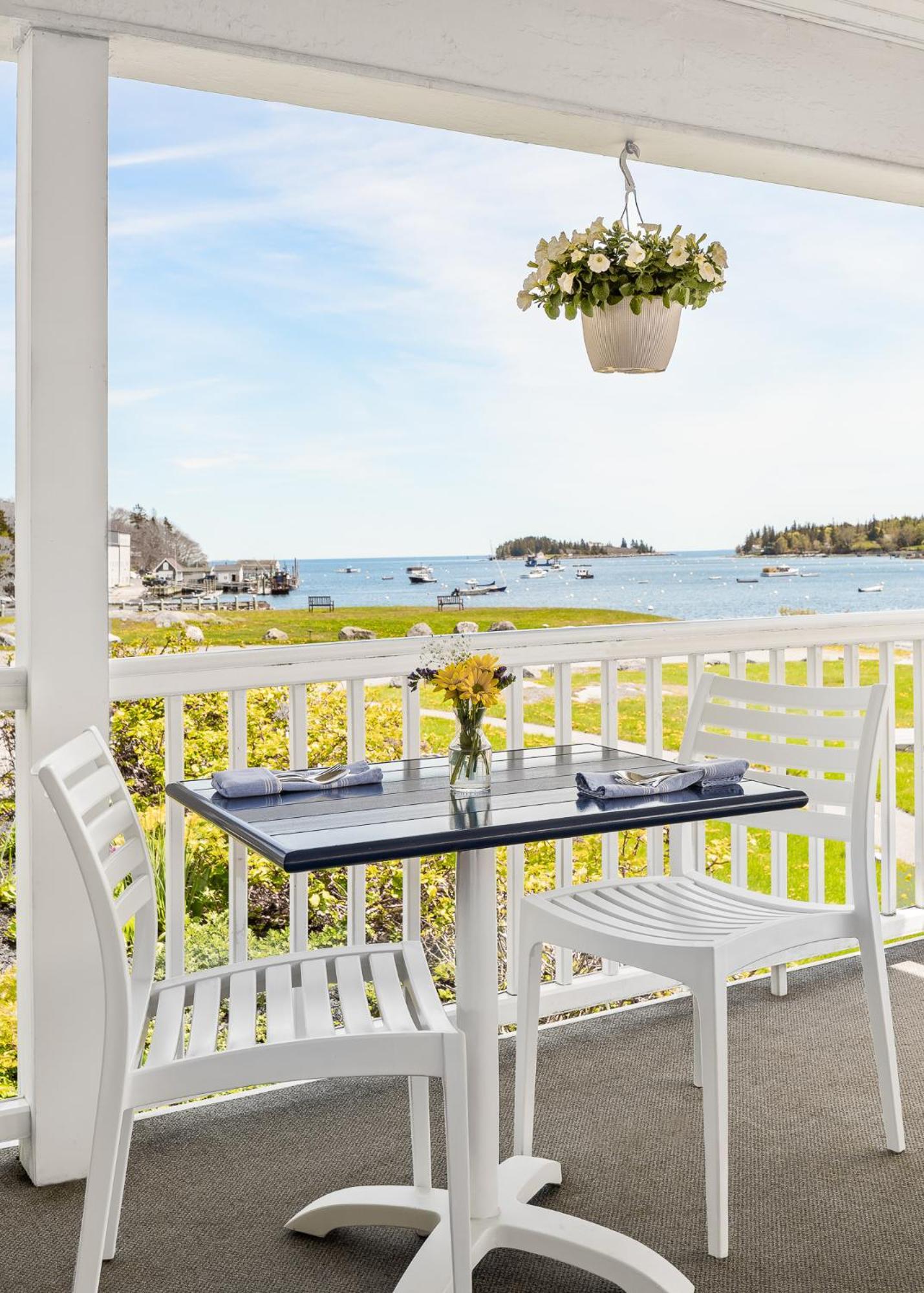 East Wind Inn & Suites Tenants Harbor Eksteriør billede