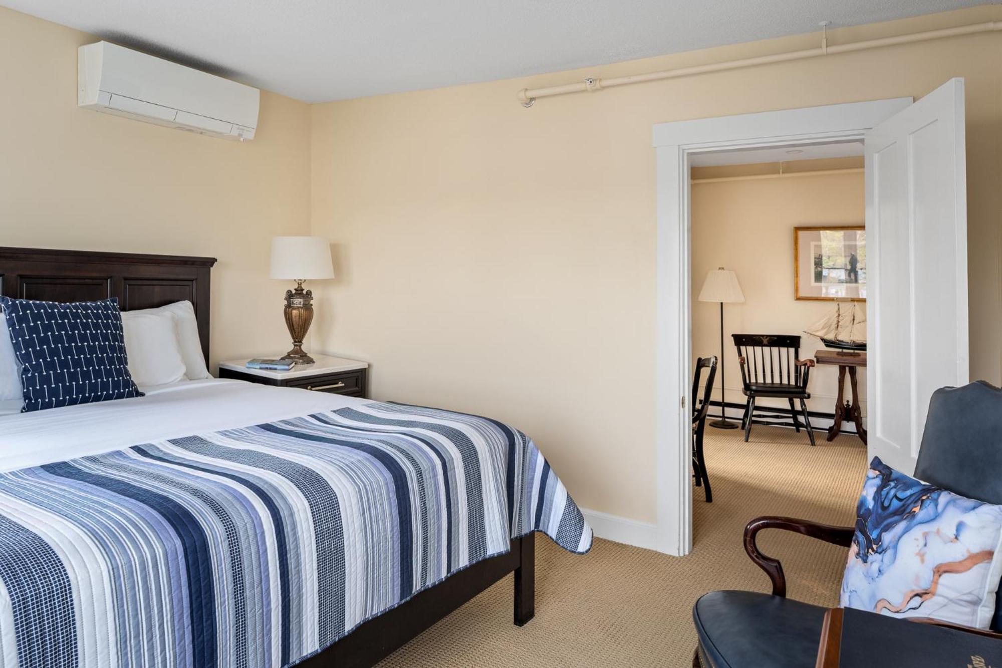 East Wind Inn & Suites Tenants Harbor Eksteriør billede